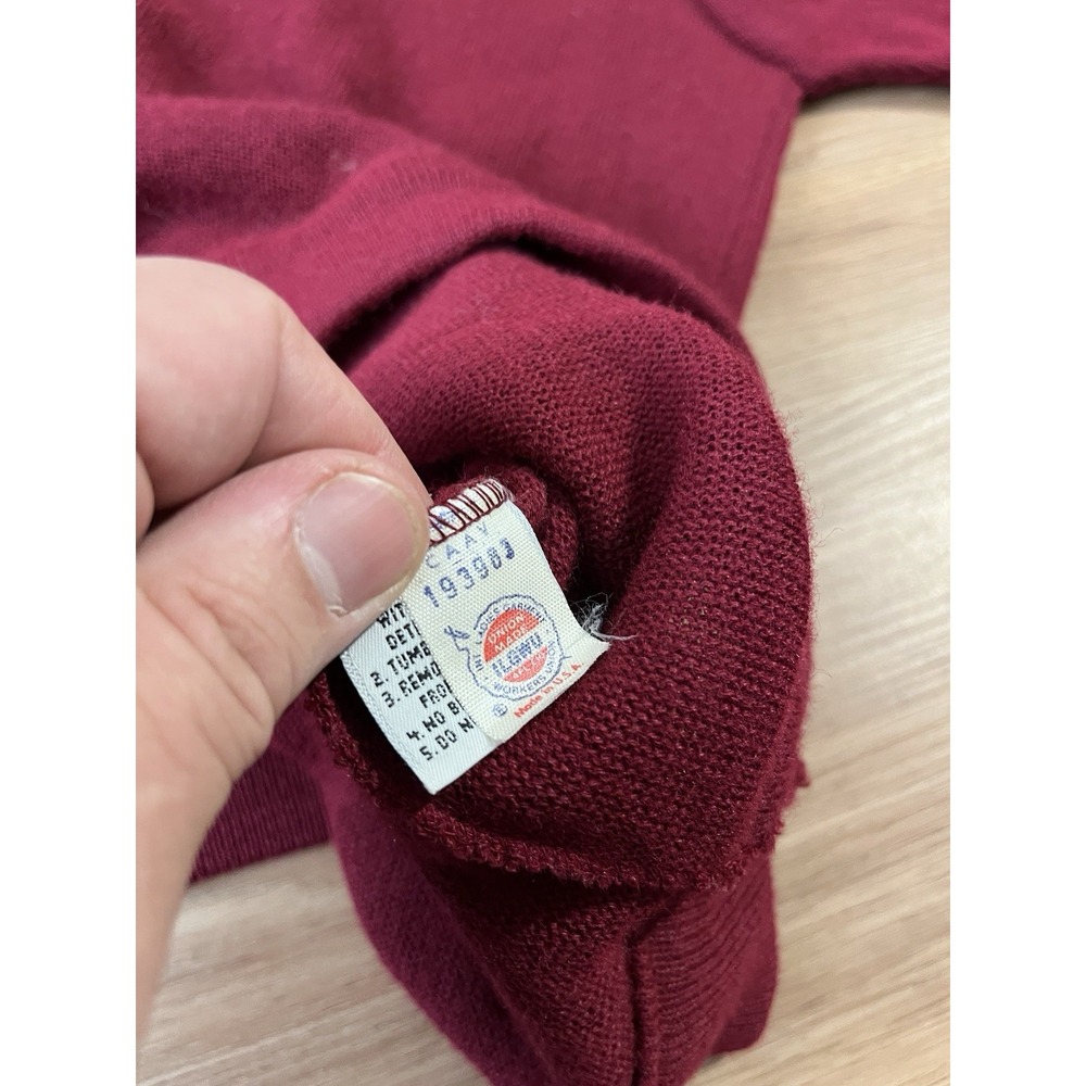 Izod Lacoste Sweater Red XL Pullover V Neck Blue Alligator Vintage USA ILGWU - Picture 5 of 7